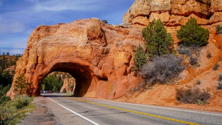 beautiful-natural-tunnel-on-the-road-to-bryce-cany-2026-03-26-08-53-33-utc.